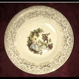 Vtg. Triumph China 22Kt Gold Vegetable Bowl 8.5”W